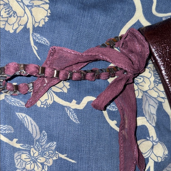 Excellent Condition Henri Bendel Purple Pleated Sparkle Patent Clutch Bag - Picture 10 of 10